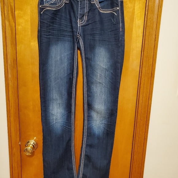 Jeans - Picture 2 of 3